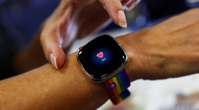 google-can-acquire-fitbit-but-users-health-data-cant-be-used-for-ads