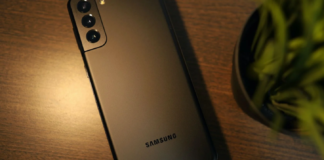 The Samsung Galaxy S21 FE Has Leaked in Renders