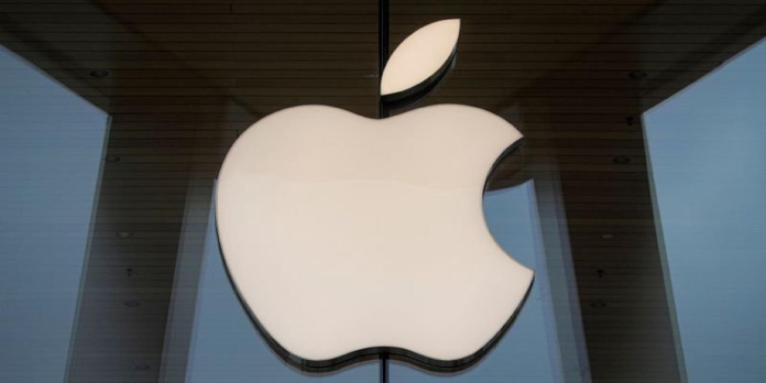 Apple wins court ruling throwing out $308.5 million patent verdict
