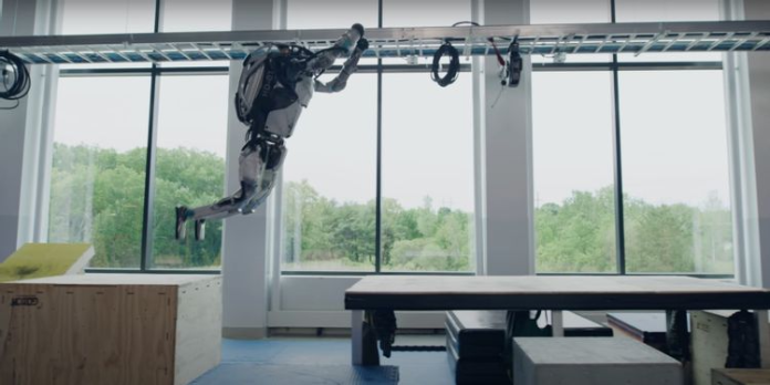 Boston Dynamics' Atlas Robot Shows Off Impressive Parkour Skills