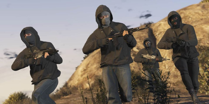 GTA Online Bug Teleports Whole Lobbies To One House