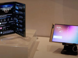 The 'Flex S,' Samsung's Bi-Folding Phone, Has Arrived