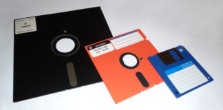 How to Use a Floppy Disk on Windows 10